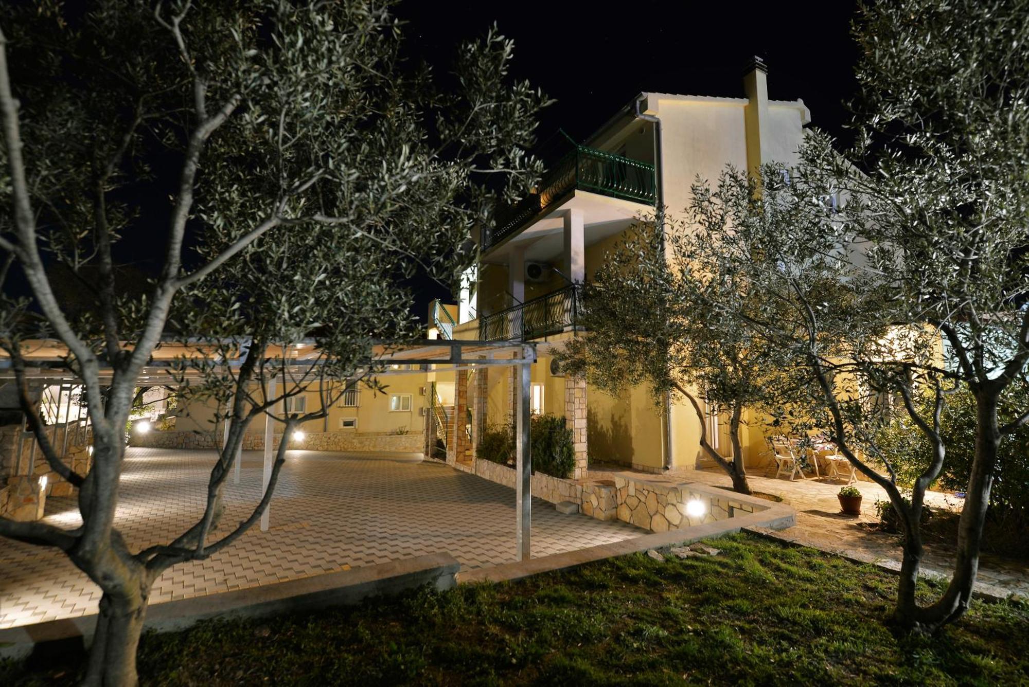 Apartments Goranka 2 Murter Dış mekan fotoğraf